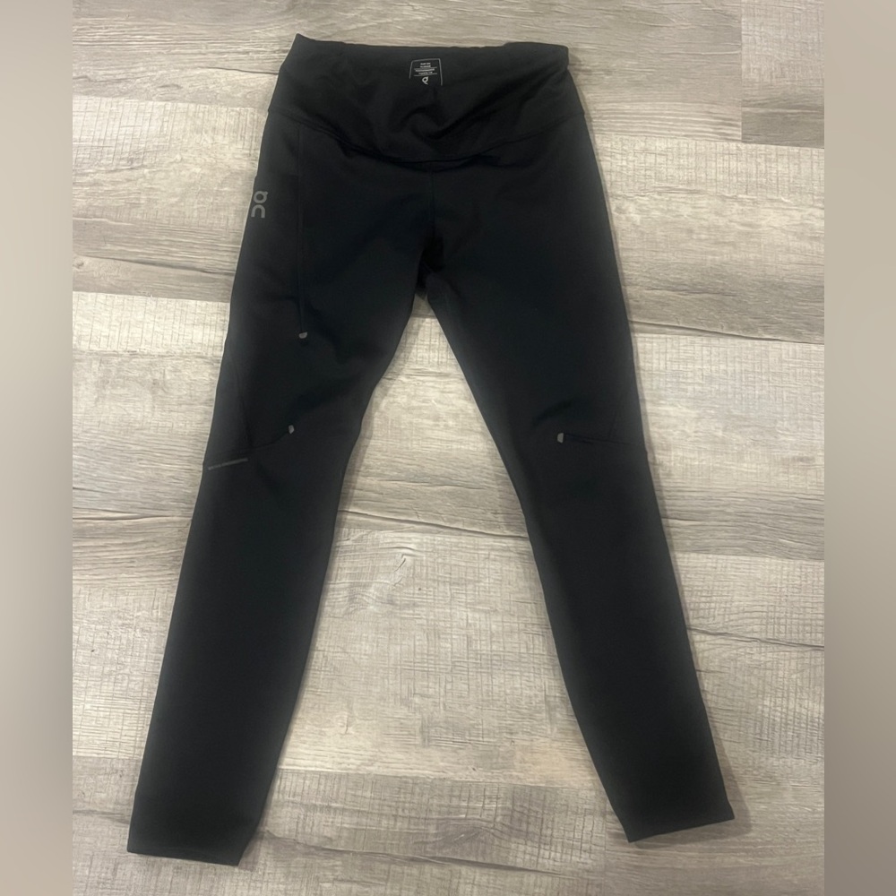 On Running leggings